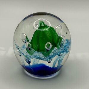 Dynasty Gallery Heirloom Collectible sphere glass paperweight green blue 2.5”